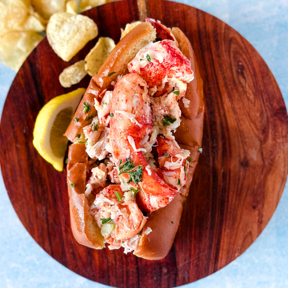 lobster roll from reds best